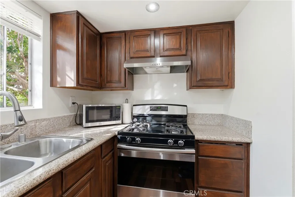 Additional image 7 of 618 N Howard St Unit 122, Glendale, CA 91206