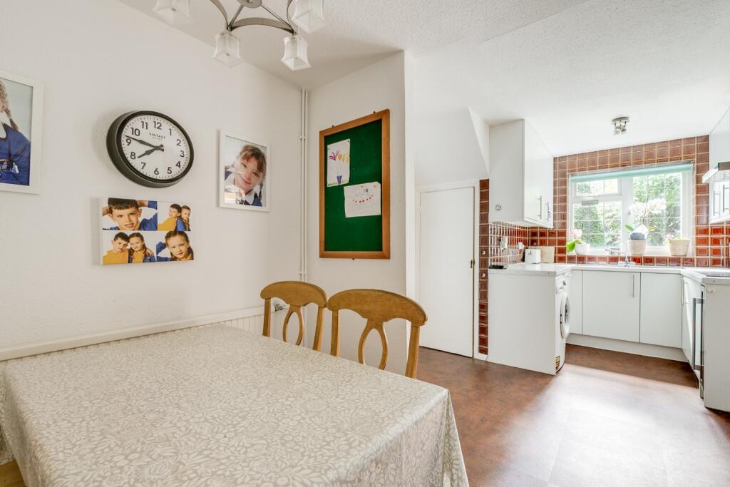 Additional image 9 of Elmoor Avenue, Welwyn, Hertfordshire, AL6 9PA