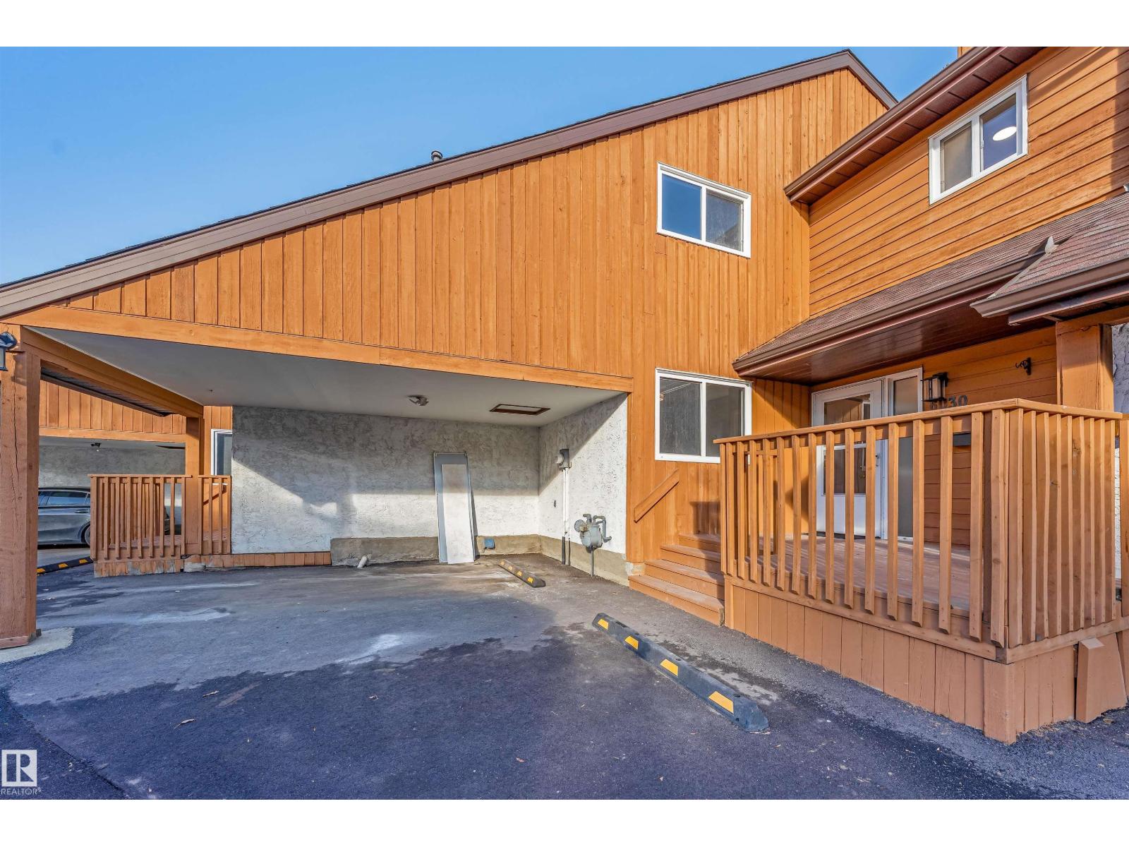 6030 MILL WOODS RD S NW|Edmonton, Alberta T6L1N5