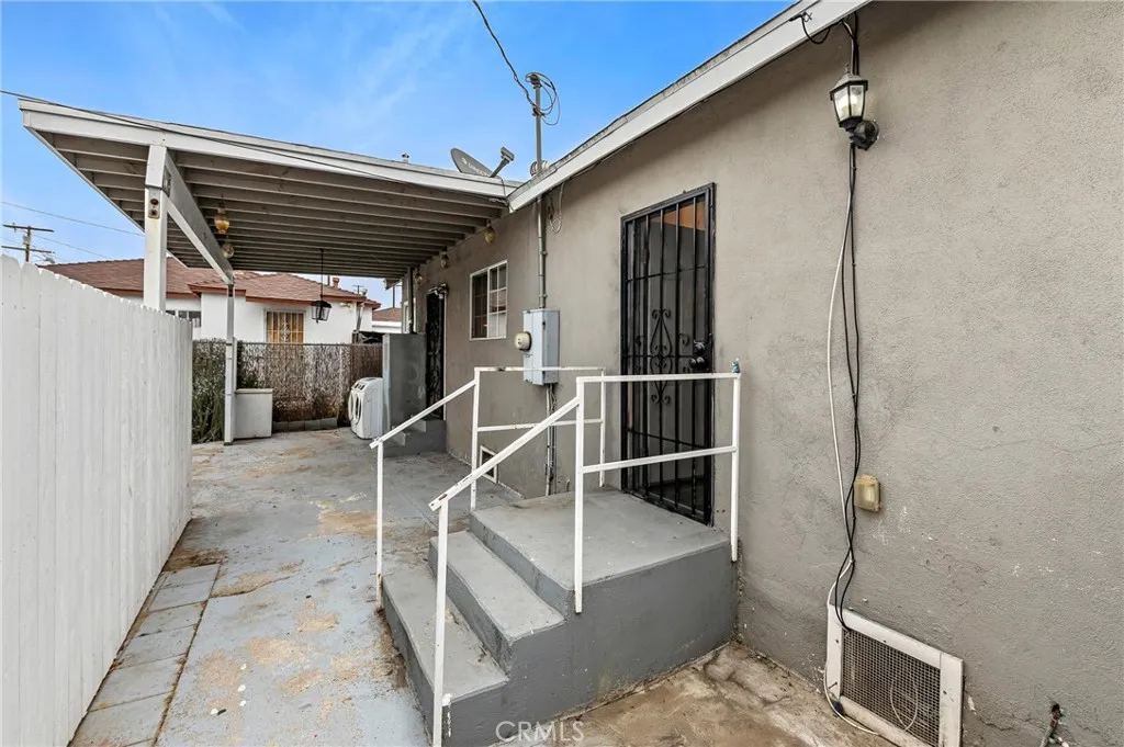 Additional image 80 of 8023 Hooper Ave, Los Angeles, CA 90001