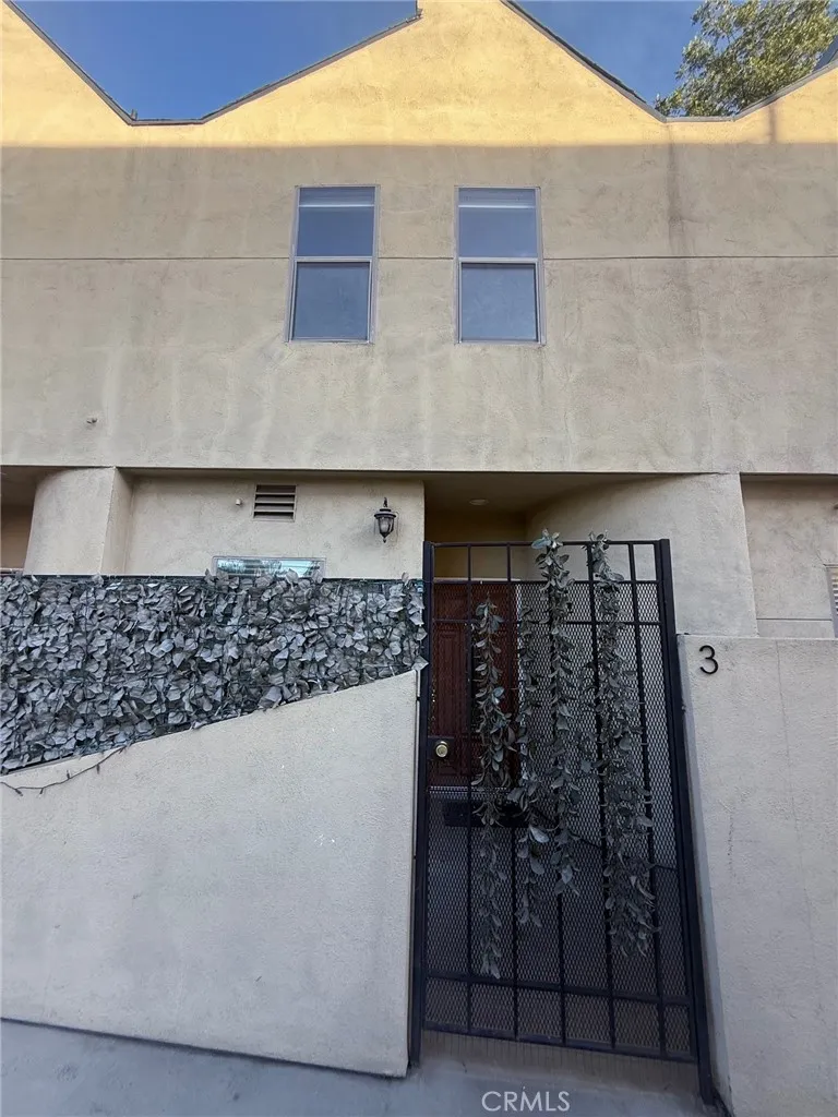 Additional image 55 of 14256 Victory Boulevard Unit 3, Van Nuys, CA 91401