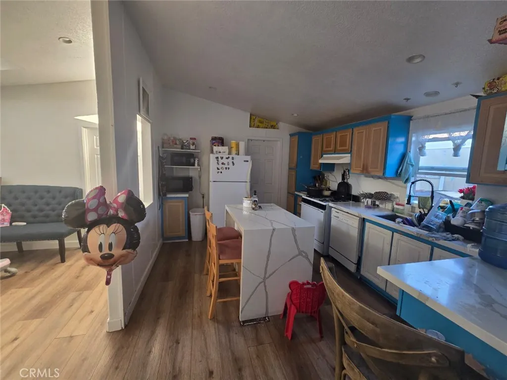 Additional image 16 of 2191 Harbor Boulevard Unit 27, Costa Mesa, CA 92627