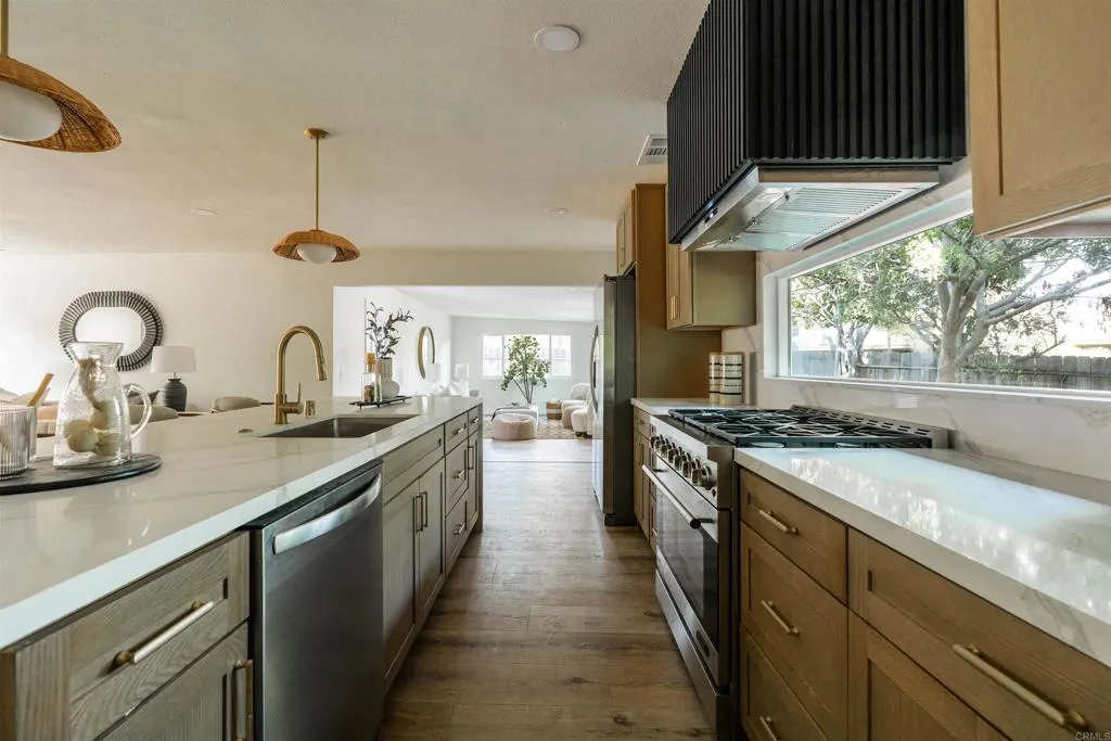 Additional image 43 of 2275 Ivy Road, Oceanside, CA 92054