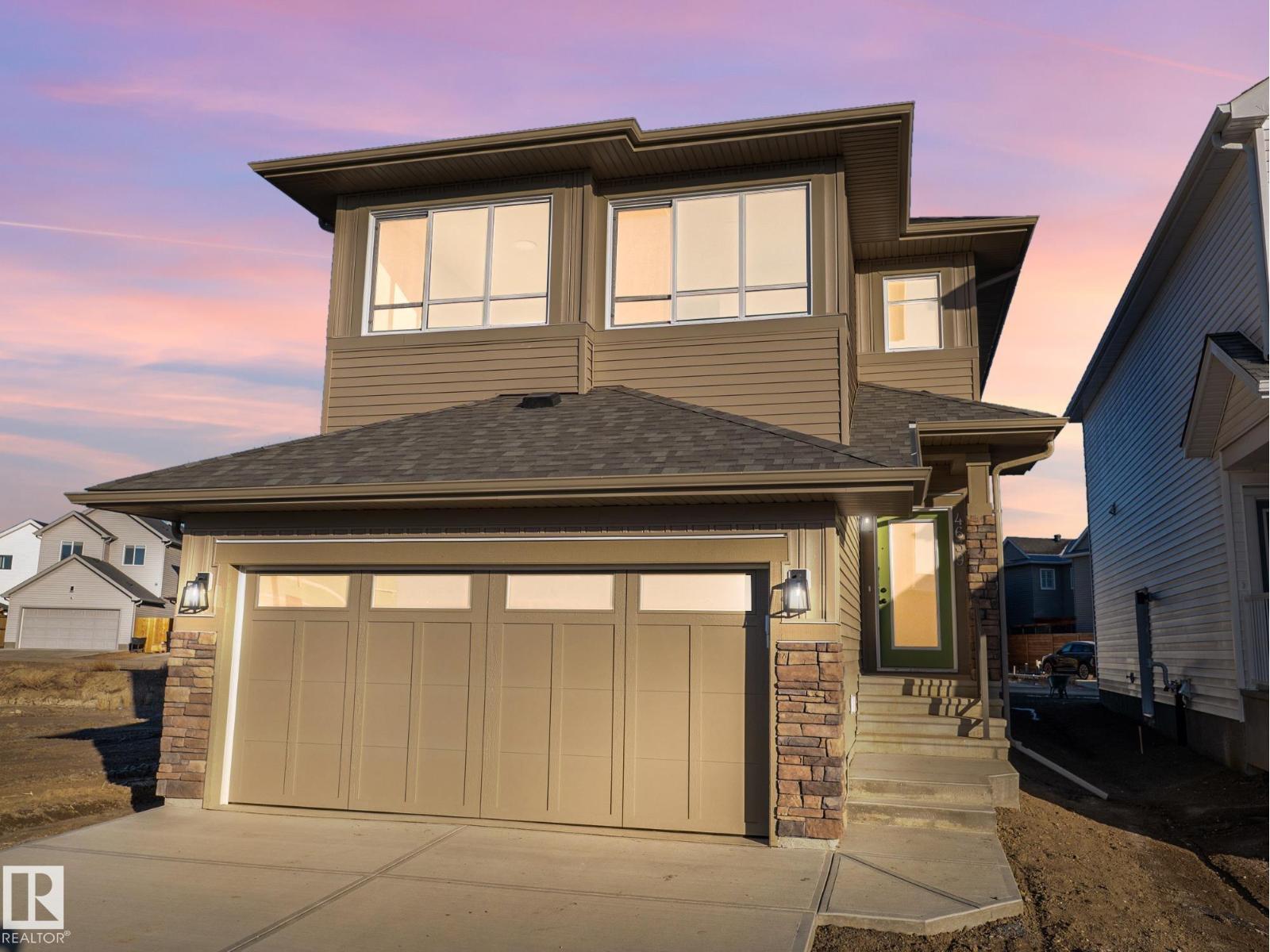4639 Kinsella LD SW|Edmonton, Alberta T6W5T8