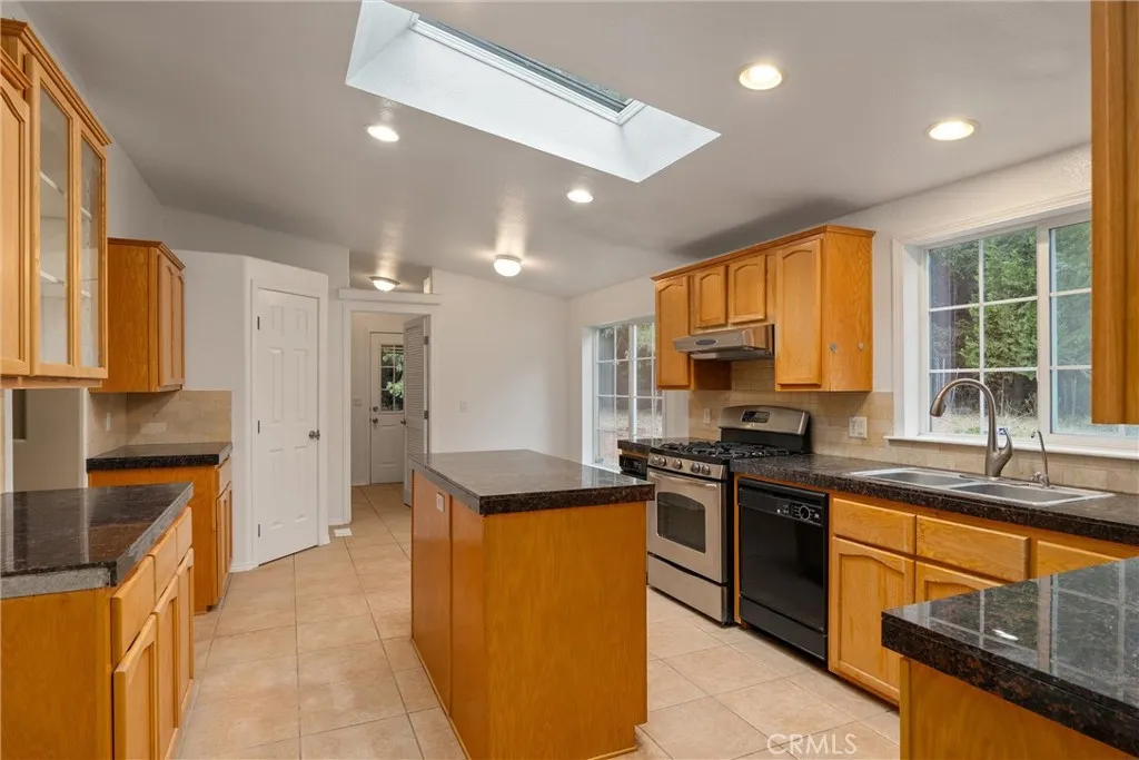 Additional image 46 of 17 Weiss Hill Road, Oroville, CA 95966