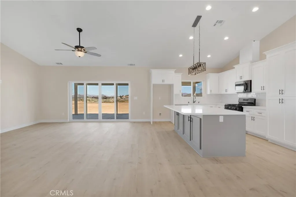 Additional image 9 of 22520 Houston Street, Apple Valley, CA 92308