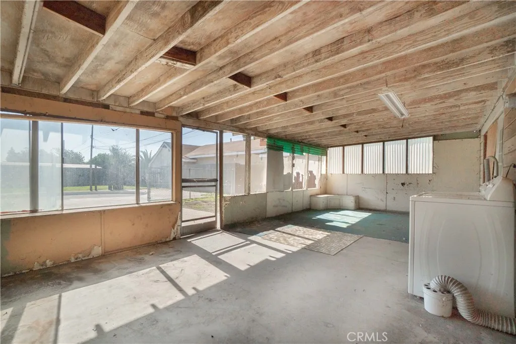 Additional image 15 of 545 W Locust St, Ontario, CA 91762