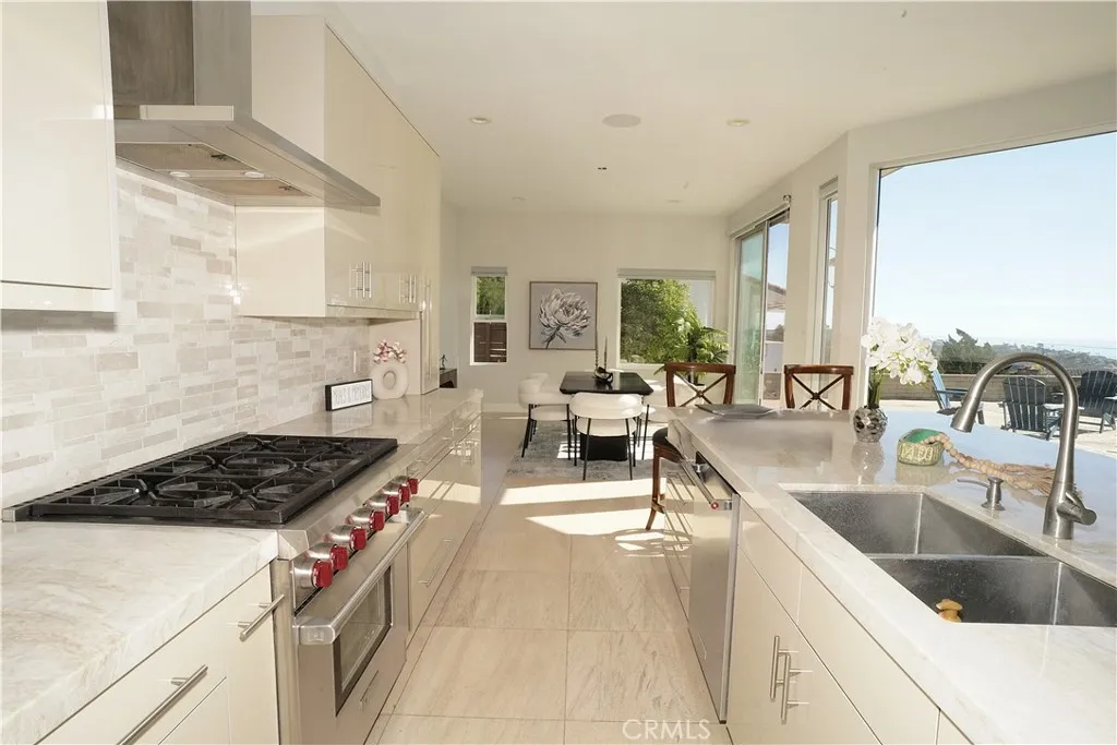 Additional image 6 of 2615 Temple Hills Dr, Laguna Beach, CA 92651