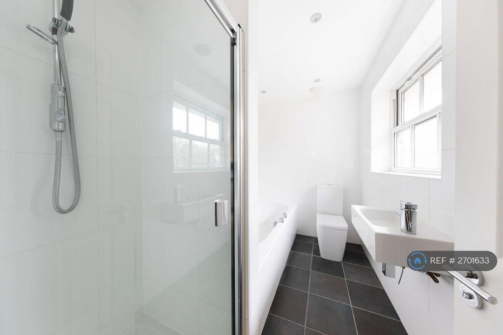 Additional image 6 of Burleigh Road, St. Albans, AL1