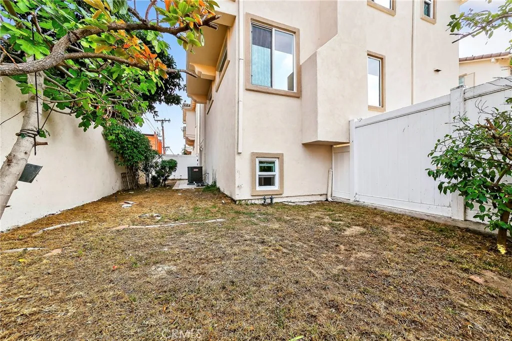 Additional image 27 of 24005 Los Codona, Torrance, CA 90505