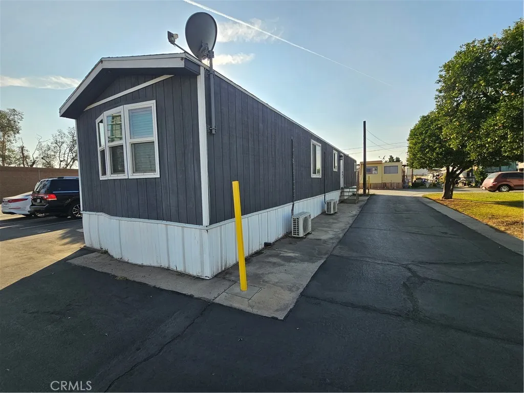 Additional image 24 of 18411 Valley Boulevard Unit 19B, Bloomington, CA 92316