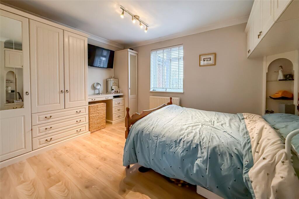 Additional image 5 of High Oaks, St. Albans, Hertfordshire, AL3