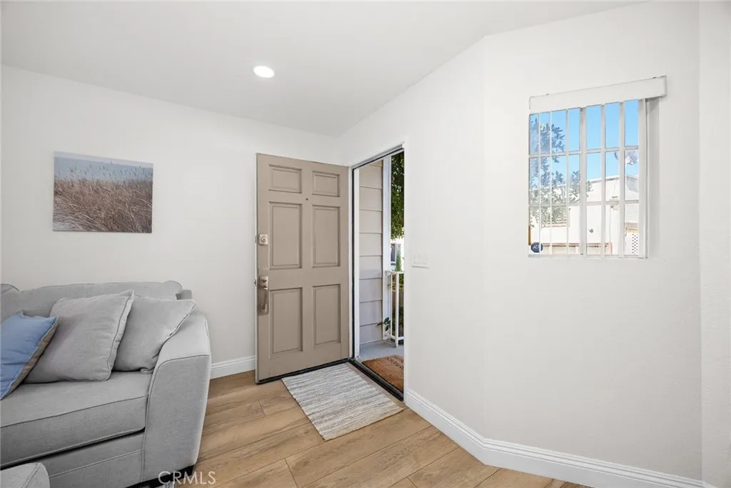 Additional image 36 of 154 N Meridith Avenue Unit 8, Pasadena, CA 91106