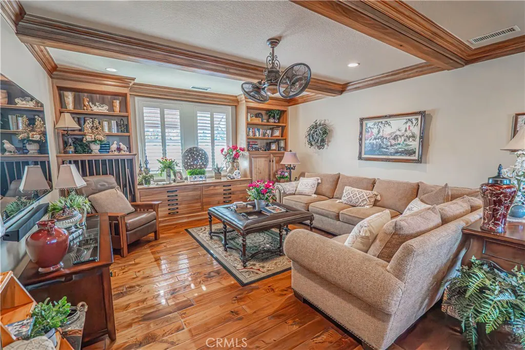 Additional image 119 of 26524 Valley Oak Lane, Valencia, CA 91381