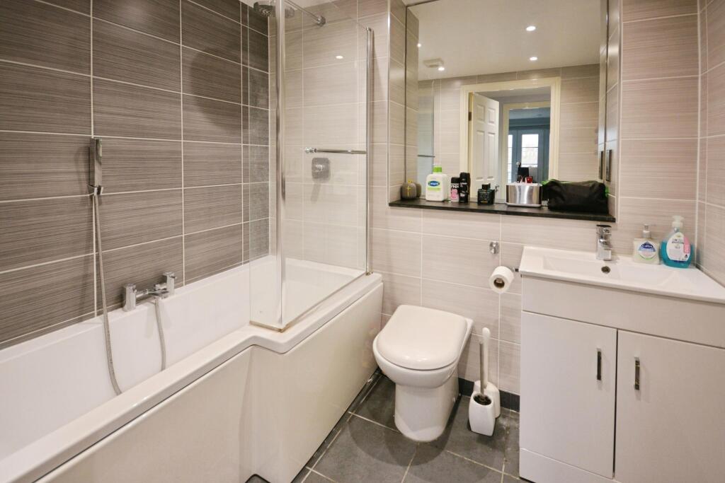 Additional image 12 of Walker Grove, Hatfield, AL10