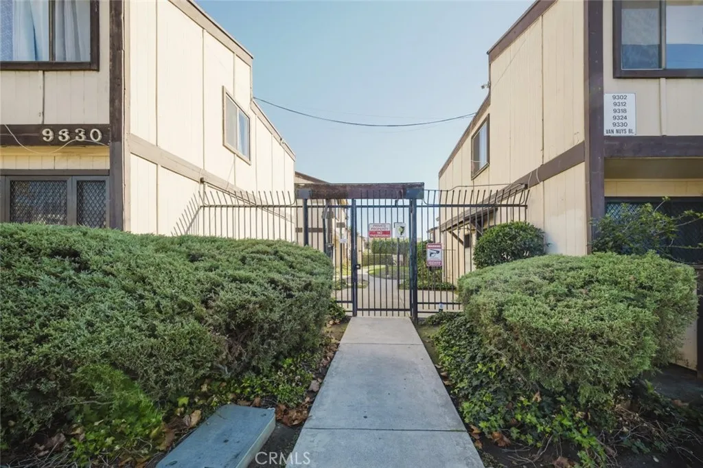 Additional image 33 of 9318 Van Nuys Boulevard Unit 26, Panorama City, CA 91402