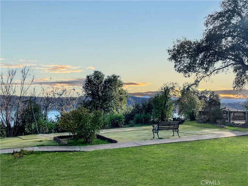 Additional image 3 of 11613 Lakeview Dr, Clearlake Oaks, CA 95423