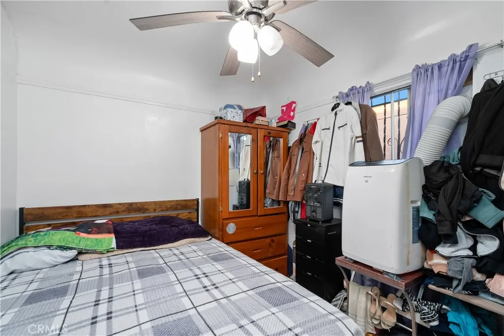 Additional image 17 of 641 W 108th St, Los Angeles, CA 90044