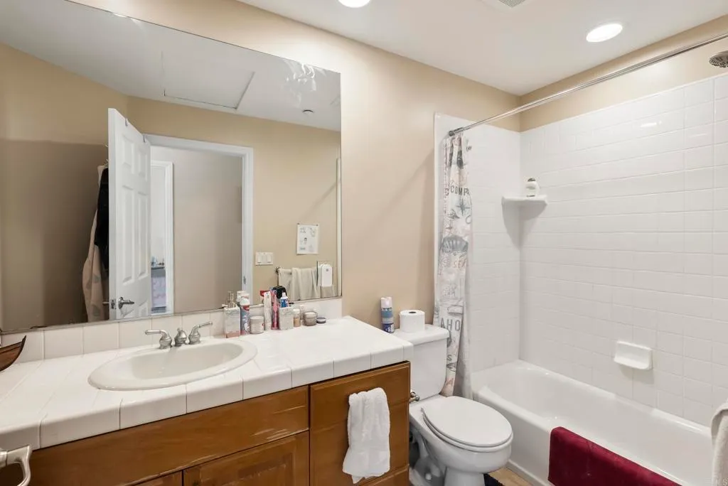 Additional image 45 of 535 F Avenue Unit 4, Coronado, CA 92118