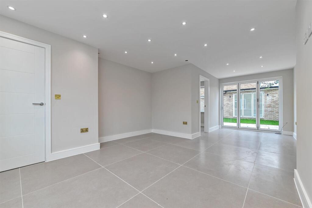 Additional image 5 of Wych Elms, Park Street