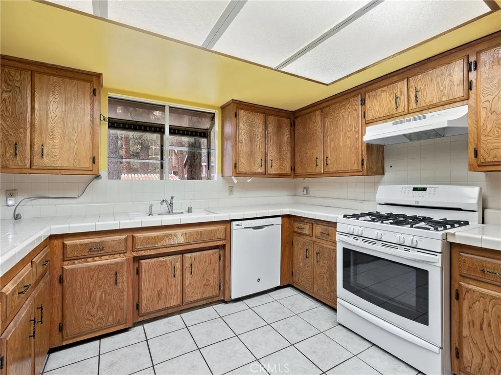 Additional image 9 of 1725 Linnet Rd, Wrightwood, CA 92397