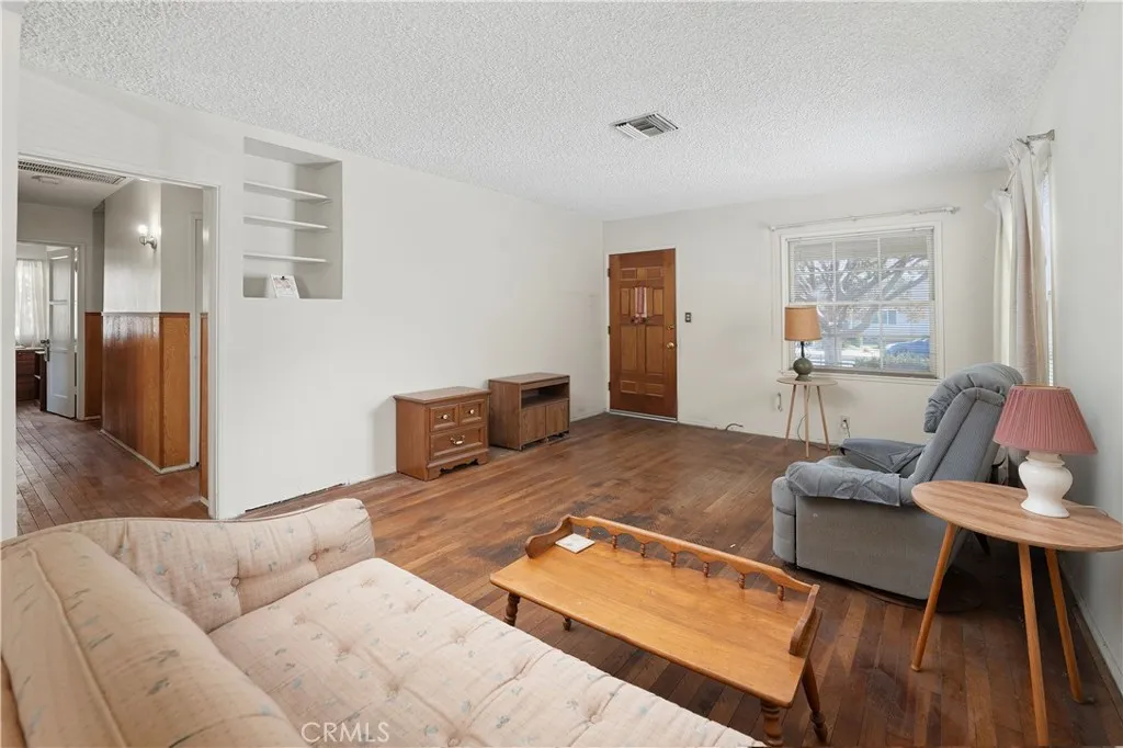 Additional image 11 of 419 Stanford Rd, Burbank, CA 91504