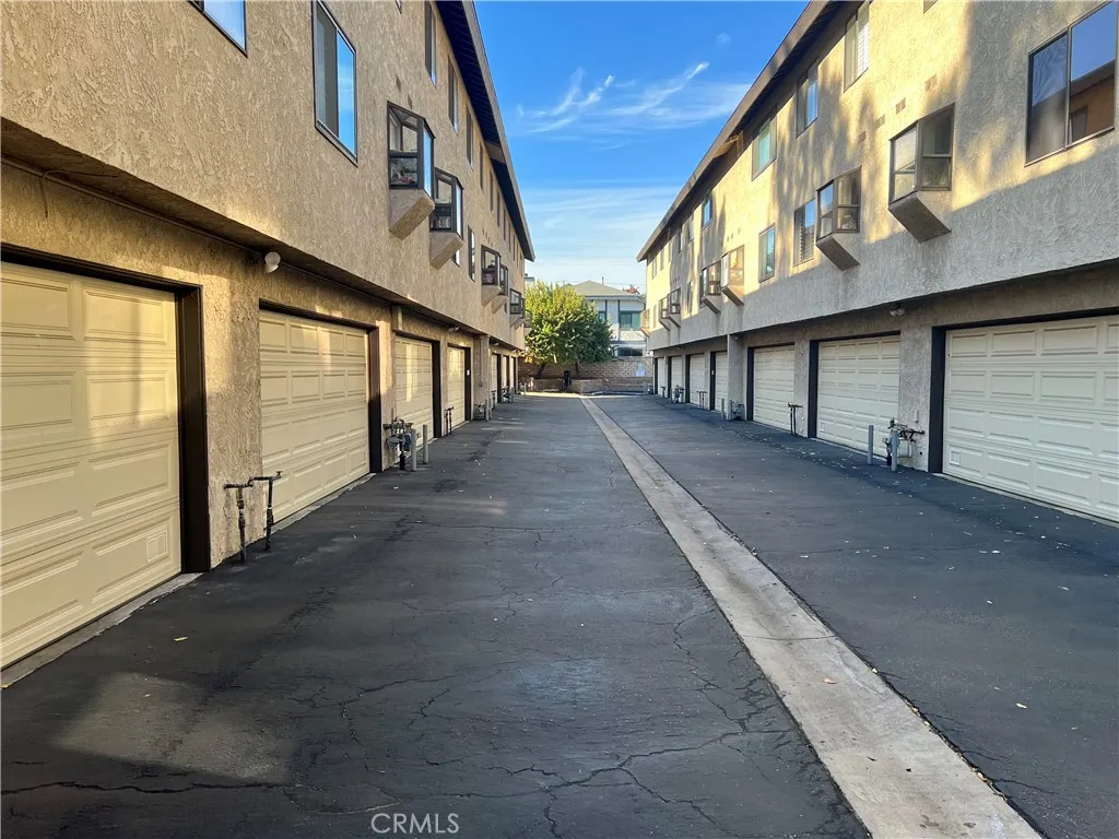 Additional image 6 of 19230 Wyandotte Unit 14, Reseda, CA 91335