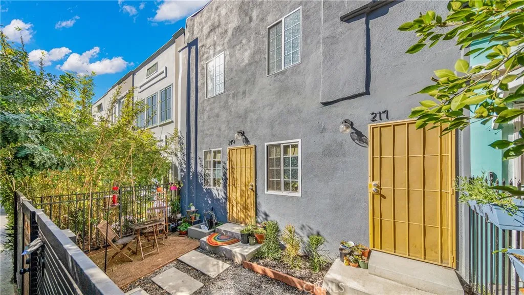 Additional image 18 of 217 Columbia Place, Los Angeles, CA 90026