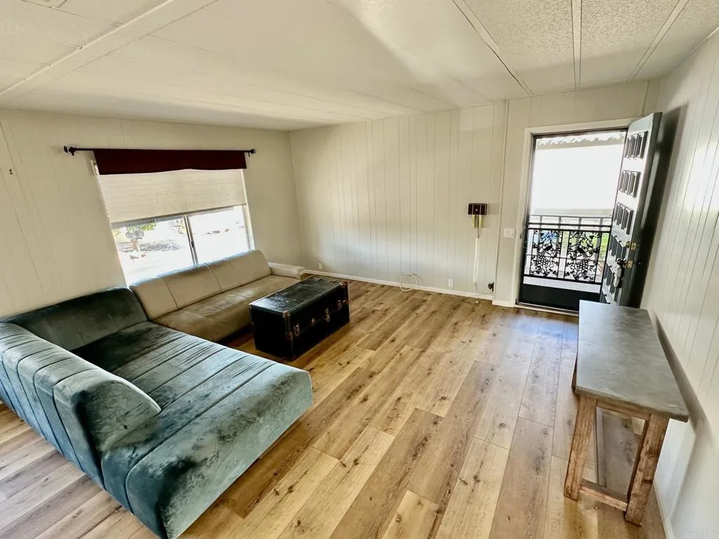 Additional image 16 of 2130 Sunset Dr. #14, Vista, CA 92081