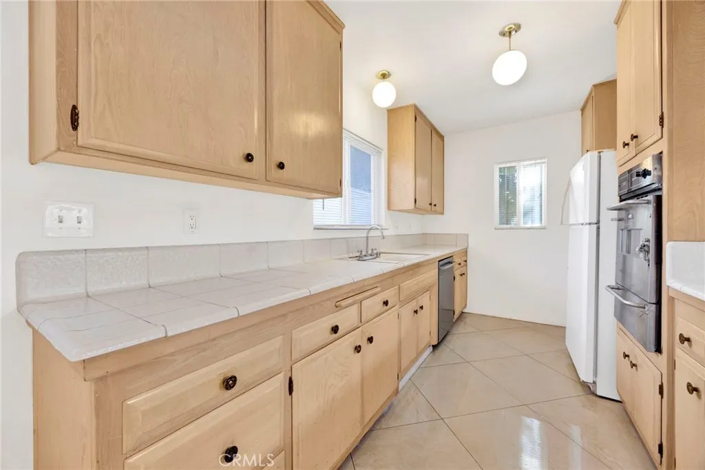 Additional image 41 of 15901 Lassen Street, North Hills, CA 91343