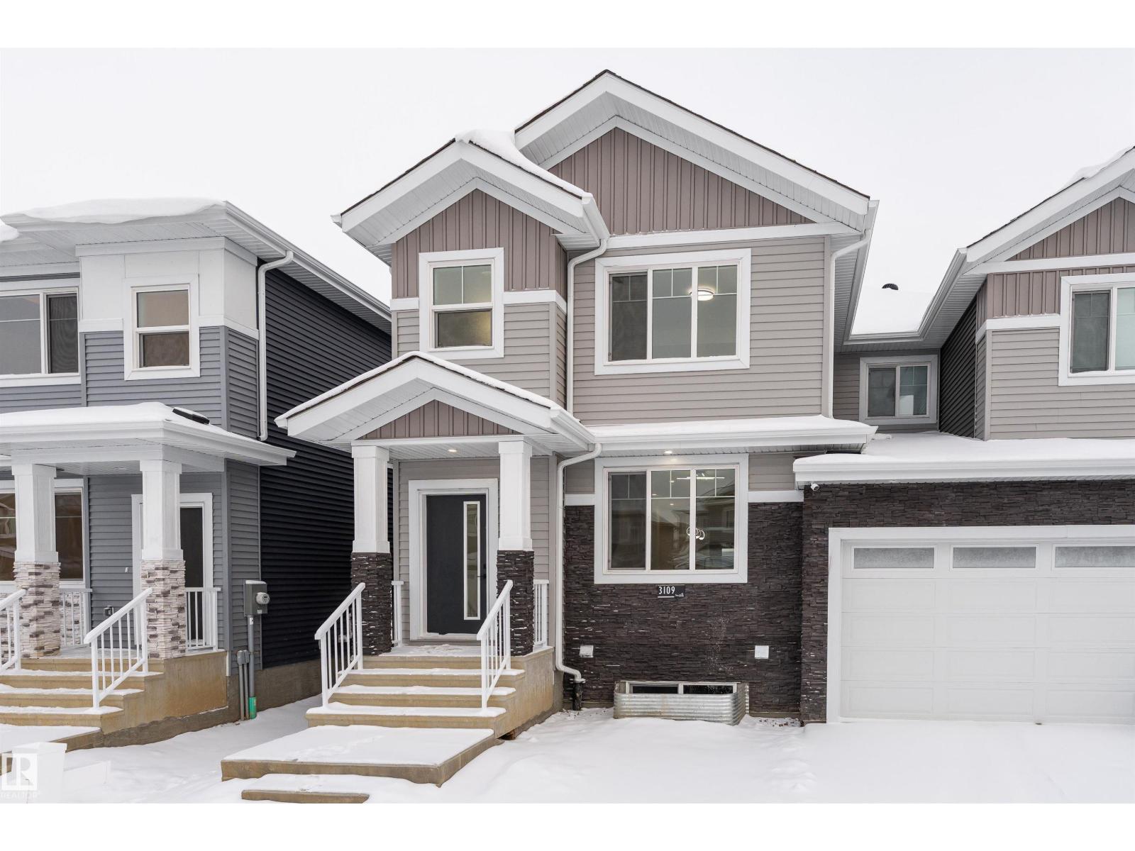 3109 MAGPIE WY NW|Edmonton, Alberta T5S0V3