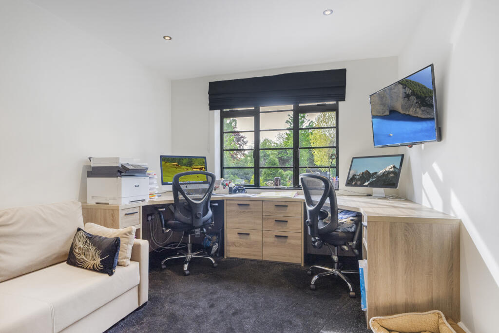 Additional image 27 of Watford Road, St. Albans, Hertfordshire, AL1