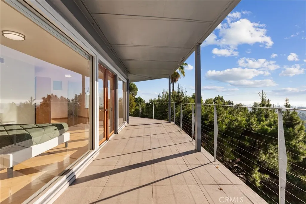 Additional image 13 of 5675 Spreading Oak Drive, Los Angeles, CA 90068