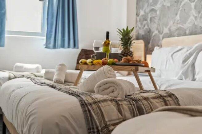 Additional image 17 of 165 Granville Street