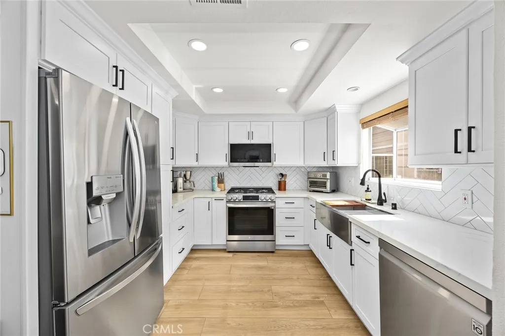 Additional image 15 of 154 N Meridith Avenue Unit 8, Pasadena, CA 91106