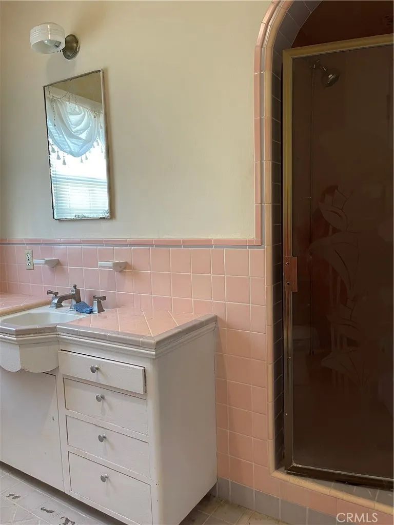 Additional image 35 of 6629 Walker Ave, Bell, CA 90201