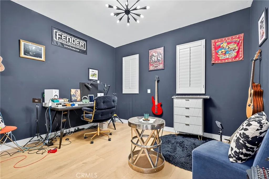 Additional image 69 of 912 Blackbourne Pt, Oak Park, CA 91377