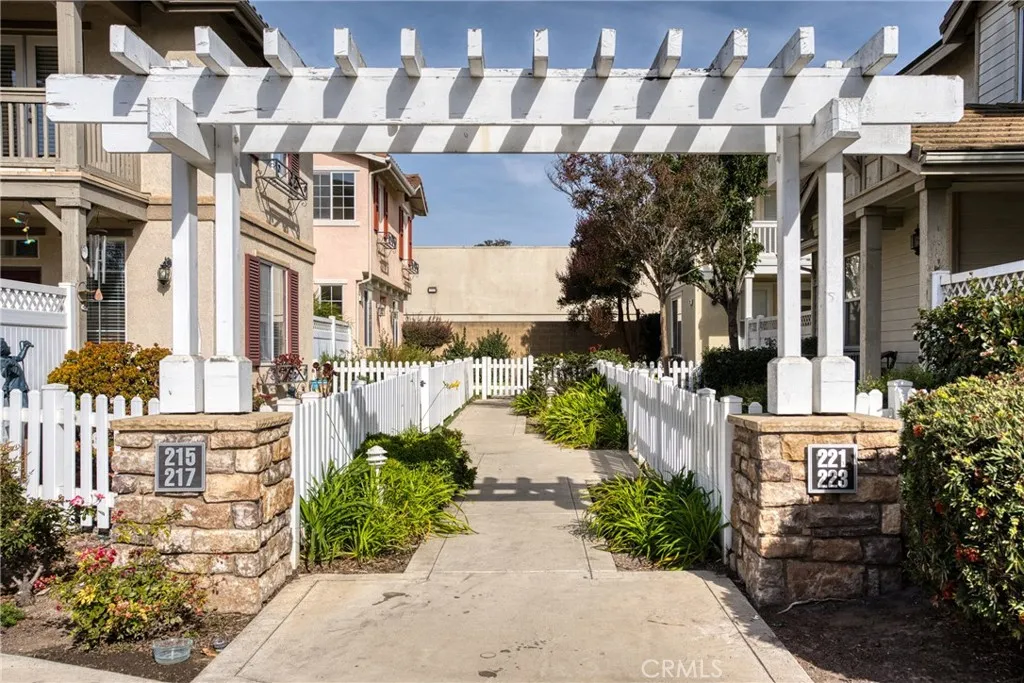 Additional image 3 of 217 Gilea Court, Santa Maria, CA 93455