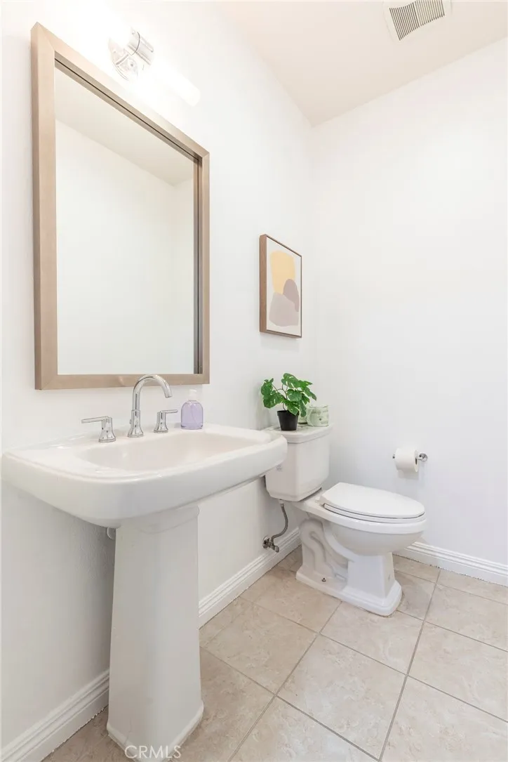 Additional image 109 of 816 E Promenade Unit A, Azusa, CA 91702