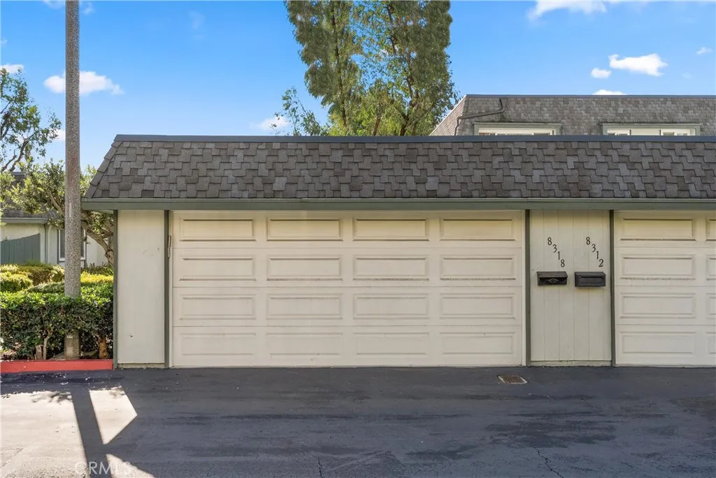 Additional image 28 of 8318 Artista Dr, Huntington Beach, CA 92646