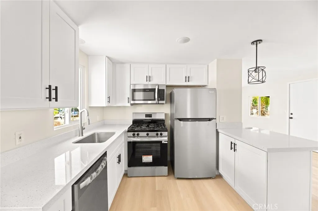 Additional image 57 of 300 Diana St, Perris, CA 92570