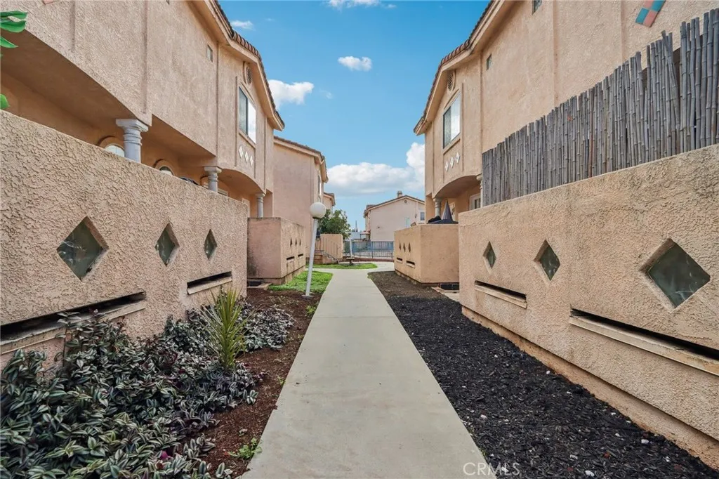 Additional image 42 of 15928 Hunsaker Ave Unit 7, Paramount, CA 90723