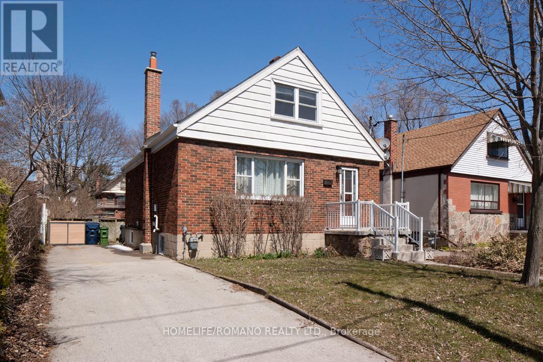 Property image for 40 LIPPINCOTT STREET W|Toronto (Weston), Ontario M9N1B4