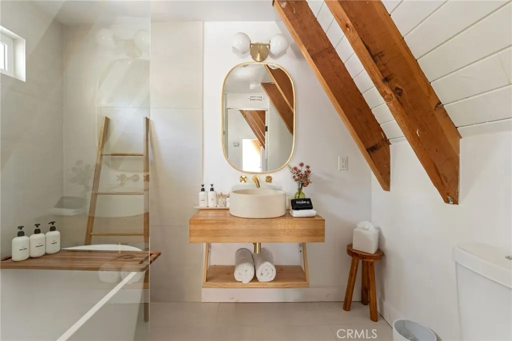 Additional image 101 of 325 E Barker Blvd, Big Bear City, CA 92314