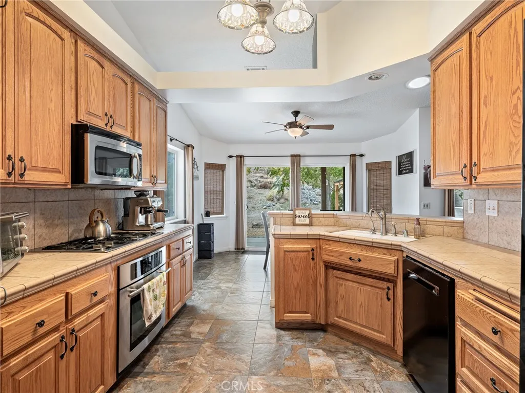 Additional image 57 of 10160 Pineview Road, Pinon Hills, CA 92372