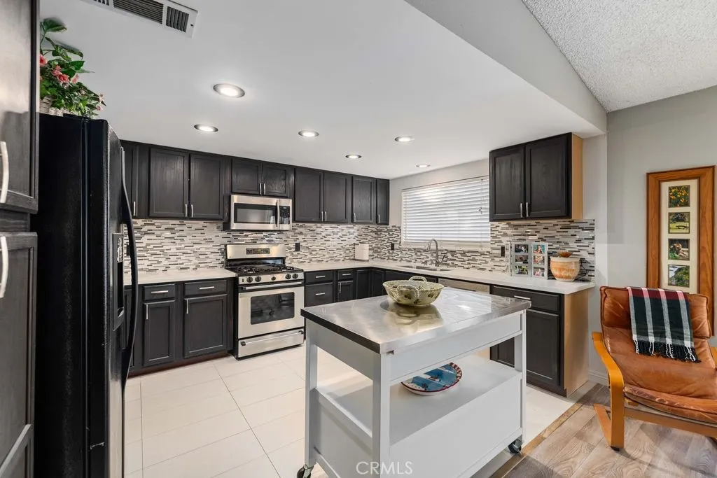 Additional image 10 of 44115 Hunter Court, Lancaster, CA 93536