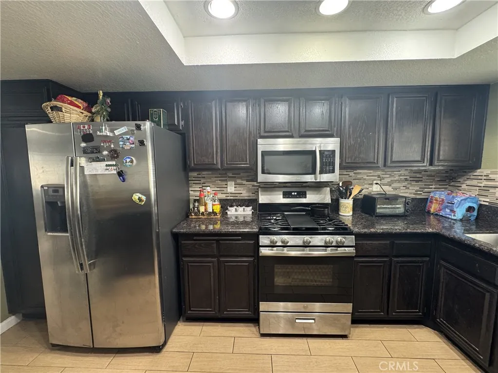 Additional image 77 of 3072 Lynwood Dr, Highland, CA 92346