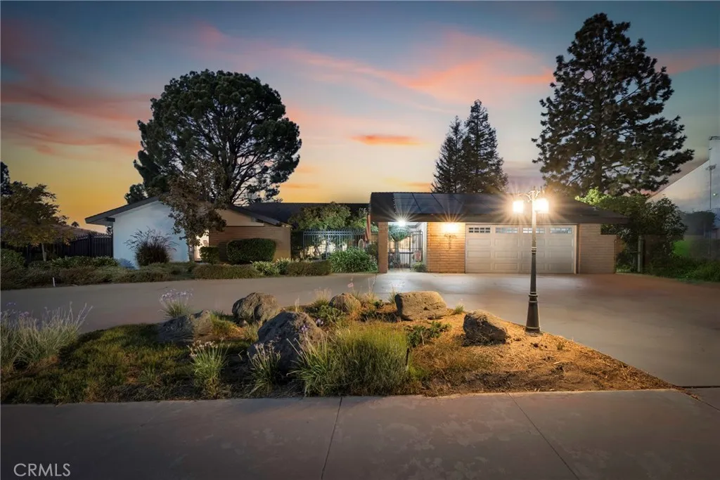 Additional image 46 of 3010 Panorama Dr, Bakersfield, CA 93306