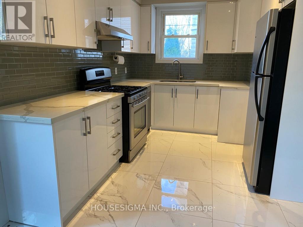 Property image for MAIN - 139 HORSHAM AVENUE|Toronto (Willowdale West), Ontario M2N2A3