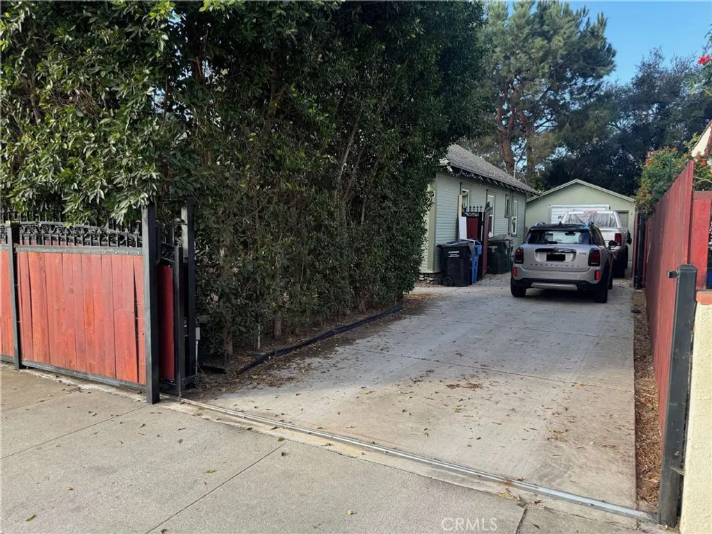 Additional image 8 of 1355 N Gordon Street, Pomona, CA 91768